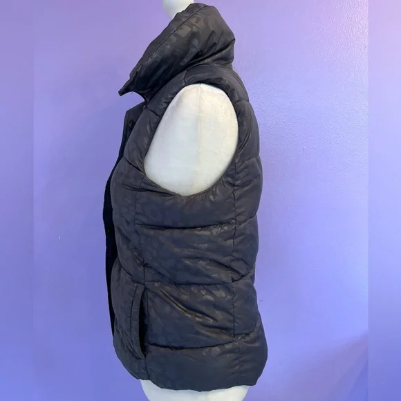 OLD NAVY PUFFY LEOPARD PRINT VEST - Picture 2 of 8